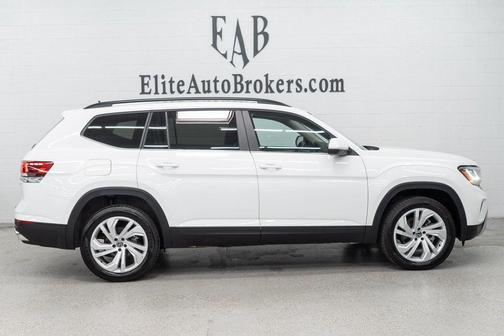 Pure White 2023 Volkswagen Atlas 3.6L SE w/Technology