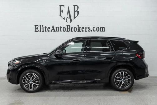 Black Sapphire Metallic 2026 BMW X1 xDrive28i