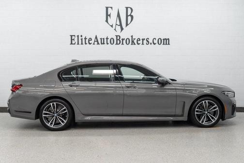 2022 BMW 750 i xDrive