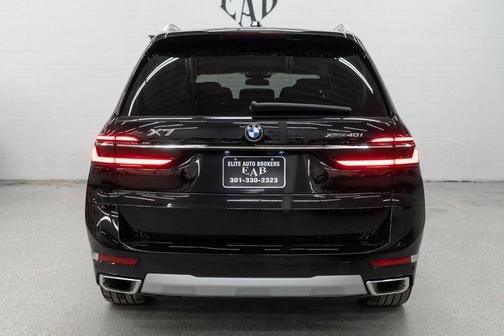 2025 BMW X7 xDrive40i