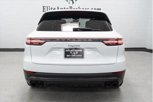 2023 Porsche Cayenne Platinum Edition