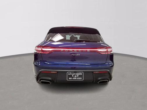2023 Porsche Macan Base