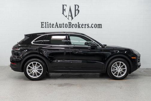 Black 2024 Porsche Cayenne Cayenne