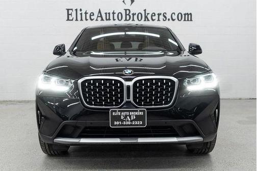 2025 BMW X4 xDrive30i