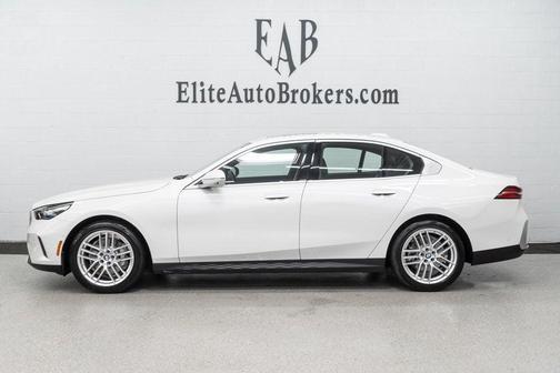 2025 BMW 530 i xDrive