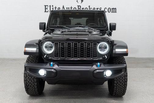 Black Clearcoat 2025 Jeep Wrangler 4xe Rubicon