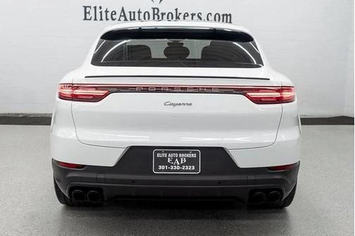 2023 Porsche Cayenne Platinum Edition
