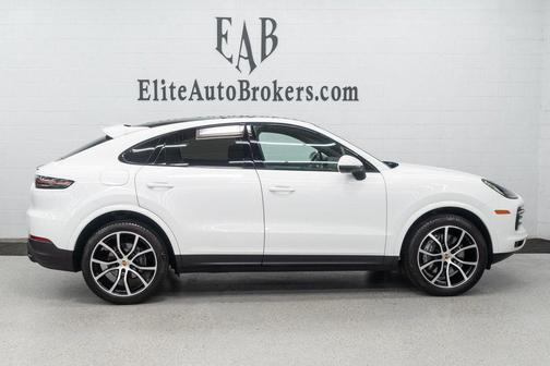 2023 Porsche Cayenne Platinum Edition