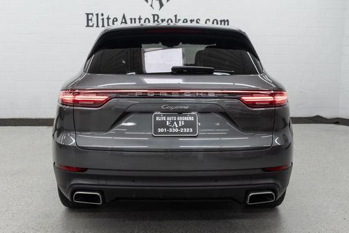 2022 Porsche Cayenne Cayenne