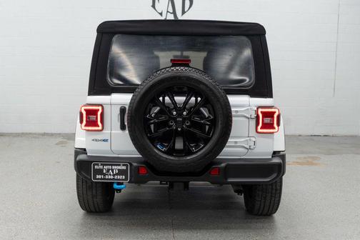 Bright White Clearcoat 2023 Jeep Wrangler 4xe Sahara