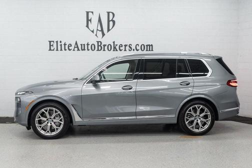 2025 BMW X7 xDrive40i