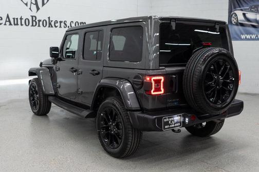 Granite Crystal Metallic Clearcoat 2025 Jeep Wrangler 4xe Sahara