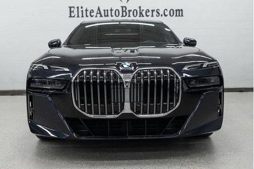 2025 BMW 740 xDrive