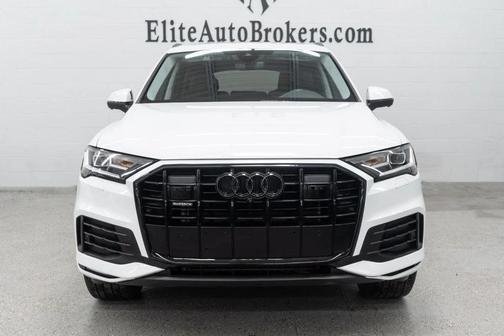 Glacier White Metallic 2023 Audi Q7 45 Premium Plus