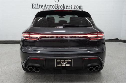 2022 Porsche Macan Base