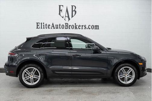 2022 Porsche Macan Base