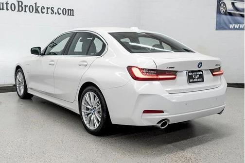 2024 BMW 330e xDrive