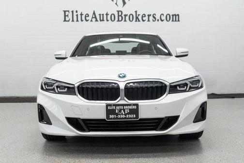 2024 BMW 330e xDrive