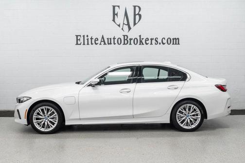 2024 BMW 330e xDrive