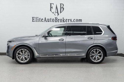 2025 BMW X7 xDrive40i