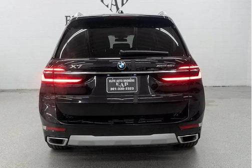 2025 BMW X7 xDrive40i