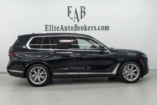 2025 BMW X7 xDrive40i