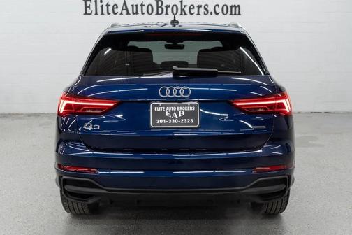 2024 Audi Q3 Premium 45 TFSI S line quattro Tiptronic