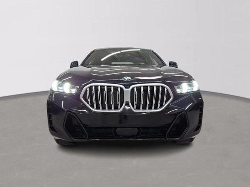 2025 BMW X6 xDrive40i