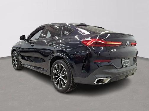 2025 BMW X6 xDrive40i