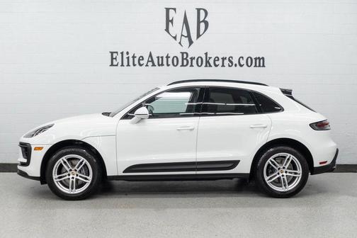 2023 Porsche Macan Base