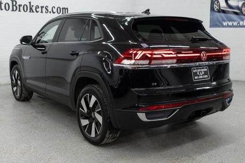 2025 Volkswagen Atlas Cross Sport 2.0T SE w/Technology 4MOTION