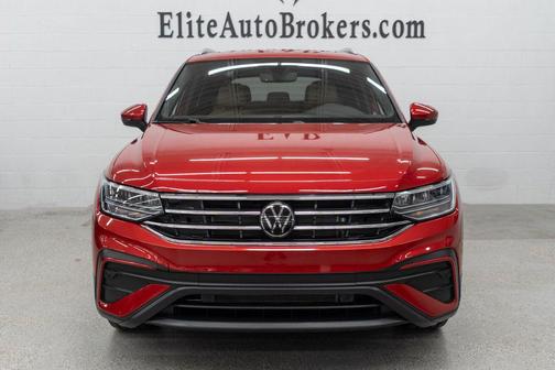 Kings Red Metallic 2024 Volkswagen Tiguan 2.0T SE 4MOTION