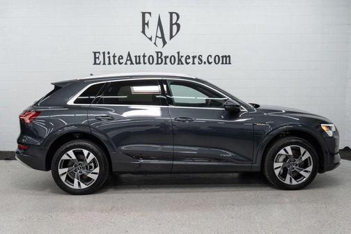 2021 Audi e-tron Premium