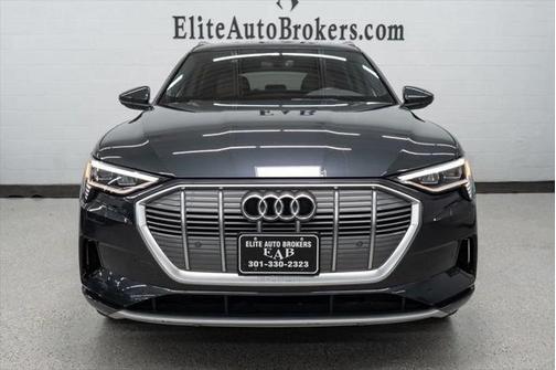 2021 Audi e-tron Premium