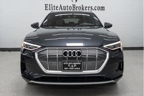 2021 Audi e-tron Premium