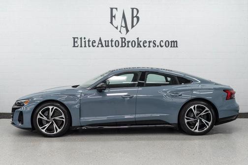 2022 Audi e-tron GT Premium Plus
