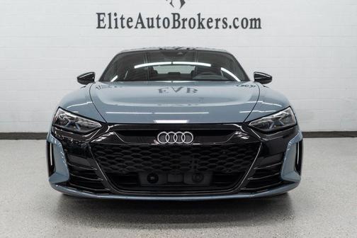 2022 Audi e-tron GT Premium Plus