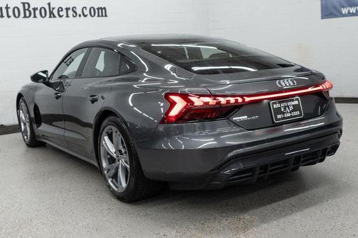 2023 Audi e-tron GT Premium Plus quattro