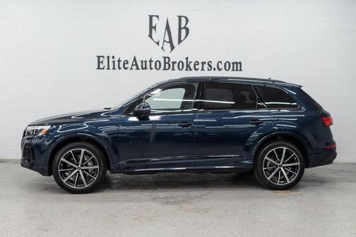 Waitomo Blue Metallic 2025 Audi Q7 45 Premium Plus