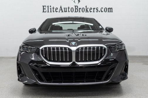 Dark Graphite Metallic 2026 BMW 530 xDrive
