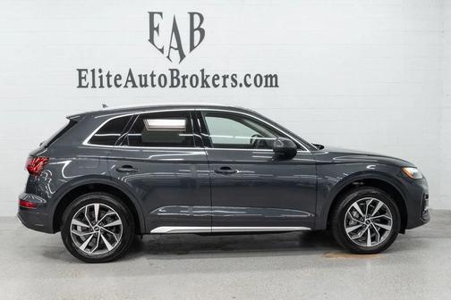 Manhattan Gray Metallic 2021 Audi Q5 45 Premium Plus