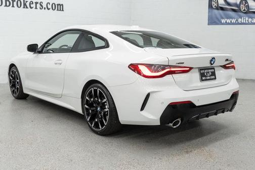 Alpine White 2026 BMW 430 i xDrive