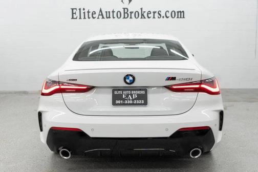 Alpine White 2026 BMW 430 i xDrive