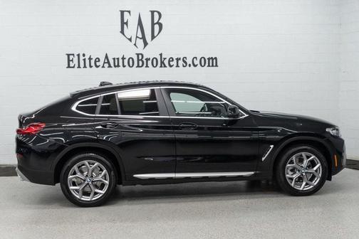 2025 BMW X4 xDrive30i