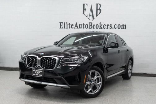 2025 BMW X4 xDrive30i