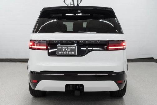 2024 Land Rover Discovery P300 Dynamic SE