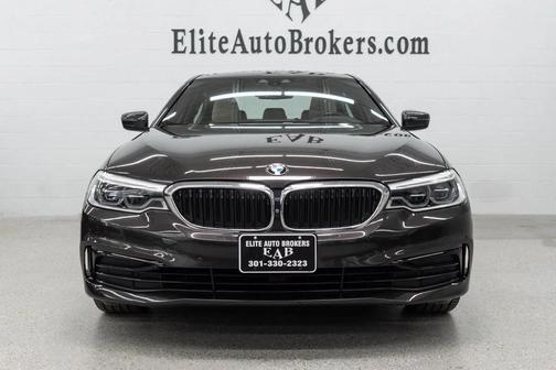 Jatoba Brown Metallic 2019 BMW 530 xDrive