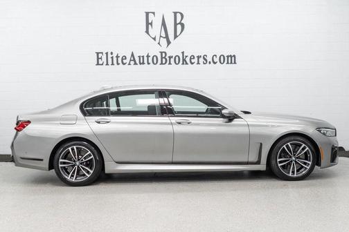 2022 BMW 740 i xDrive