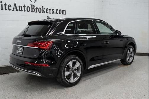 2023 Audi Q5 40 Premium Plus