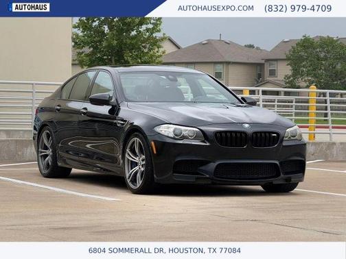 Black 2014 BMW M5 Base